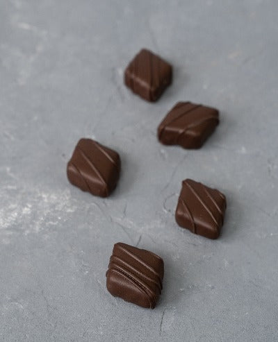 Sahne Nougat in Bitter