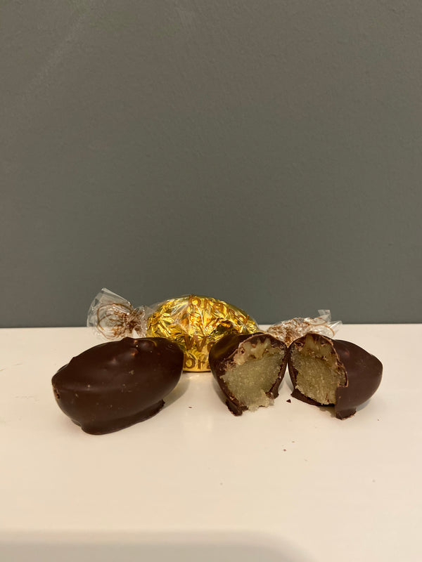 10 Goldnuss-Eier in Bitterschokolade